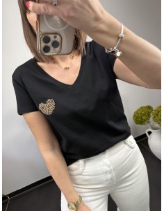 Tee shirt coeur noir
